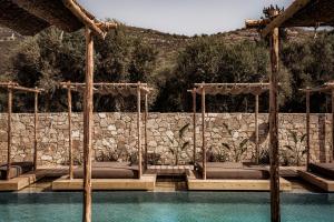 Bazén v ubytování Doryssa Boutique Hotel nebo v jeho okolí