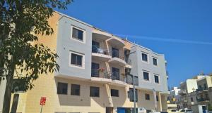 Zdjęcie z galerii obiektu Ivy Mansions St Julians Central Swieqi w mieście St. Julian’s