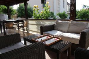 Fotografie z fotogalerie ubytování Cozy Backyard House v destinaci Pláka
