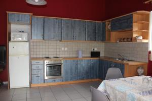 Fotografie z fotogalerie ubytování Cozy Backyard House v destinaci Pláka