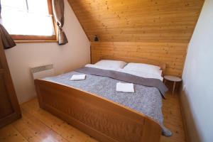 Postel nebo postele na pokoji v ubytování Chalupa na Liptove - Chata pri Mare