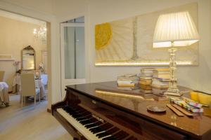 Gallery image of Your House Rooms in Genova
