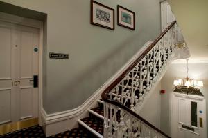 Gallery image of Cabot Court Hotel Wetherspoon in Weston-super-Mare