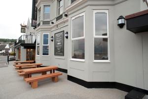 Gallery image of Cabot Court Hotel Wetherspoon in Weston-super-Mare