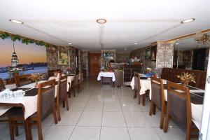 Restaurace v ubytování Meddusa Hotel