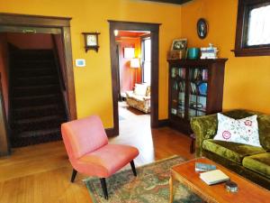 Posezení v ubytování Bluebird Guesthouse