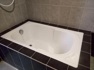 Koupelna v ubytování Hotel Sri Bernam