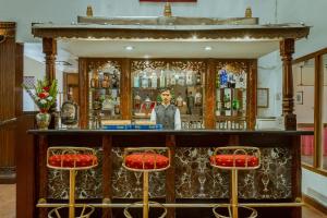 Sohvabaar või baar majutusasutuses Hotel Vaishali