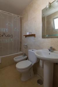 Koupelna v ubytování Hostal Drago + 37 fotografií