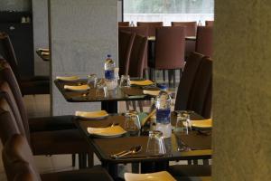 Restaurace v ubytování Vinayaga by Poppys ,Kumbakonam