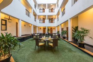 Posedenie v ubytovaní Hotel Phoenix Koregaon Park