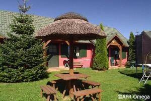 Vonkajšia záhrada v ubytovaní Bungalowy MARINA GREEN