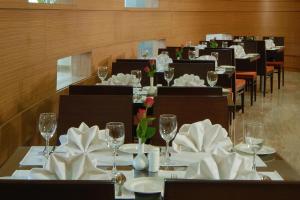Restavracija oz. druge možnosti za prehrano v nastanitvi Hotel Sewa Grand Faridabad