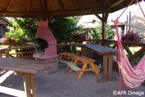 Patio alebo iná vonkajšia časť ubytovania Bungalowy MARINA GREEN