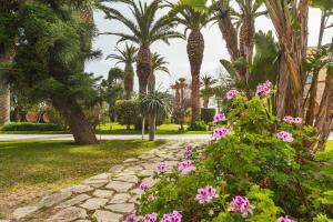 Κήπος έξω από το Dimora Caiammari Luxury Hotel & Spa