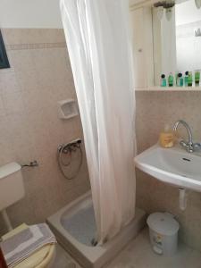 Bagno di Gregory-Vassilis Apartments