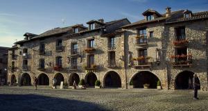 Photo de la galerie de l'établissement Hostal Pirineos Ainsa, à Aínsa