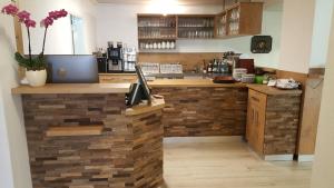 Kuchyň nebo kuchyňský kout v ubytování Landgasthaus Zollerstuben