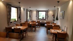 Restaurace v ubytování Landgasthaus Zollerstuben
