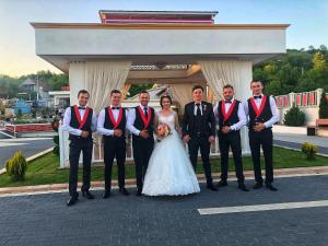 Gallery image of Bonavilla Complex in Aleşd +23 photos