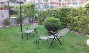 A garden outside La Villa