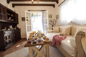 Gallery image of Butterfly View House in Astypalaia Town