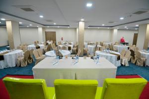 Konferenční prostory v ubytování Odua Weston Jambi