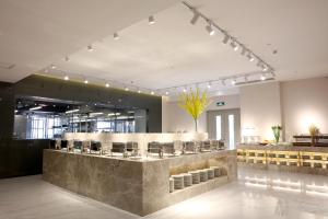 Restaurace v ubytování Bridal Tea House Hotel-Free Shuttle Bus for Canton Fair