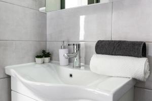 Billede fra billedgalleriet på Heritage Holiday House Lori with pool i Postira + 34 billeder