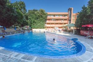 Imagen de la galería de Kamchia Park Hotel - All Inclusive & Free Parking, en Golden Sands
