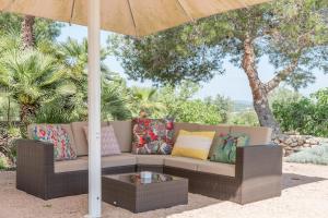 A seating area at Cas Cabo Nou Agroturismo Adults Only