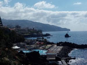 Imagem da galeria de Apartamentos América - Blue Sea II no Funchal