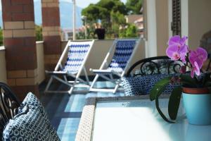 Zdjęcie z galerii obiektu Eleatica Holiday Apartment w mieście Ascea