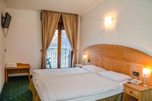 Gambar di galeri bagi Albergo Mezzolago di Mezzolago