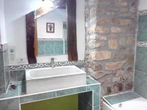 Um banheiro em Posada Montero de la Concha