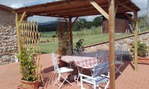 A garden outside Agriturismo Val di Sterza