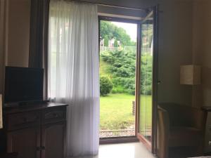 Ogród w obiekcie Apartament 6 Cappucino Pod Aniołem