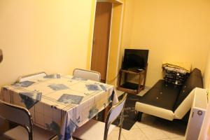 TV a/nebo společenská místnost v ubytování Apartment Marijana