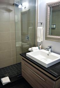 Un baño de Simply Luxury Stays