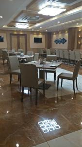 Regenta Central Somnath, Bhalpara餐厅或其他用餐的地方