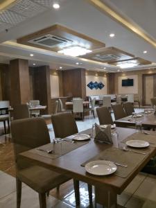 Regenta Central Somnath, Bhalpara的休息区