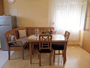Kuchyň nebo kuchyňský kout v ubytování Apartment Ana