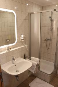 Łazienka w obiekcie Pension Wachau