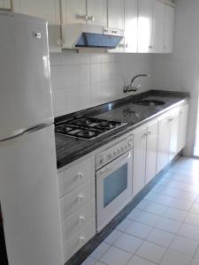 Kuchyňa alebo kuchynka v ubytovaní Apartamento Parque playa