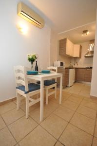 Kuchyň nebo kuchyňský kout v ubytování Casa Azul + 34 fotografií