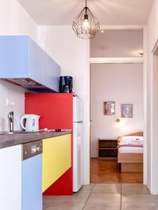 Postel nebo postele na pokoji v ubytování Apartmani Nivia