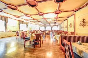 Reštaurácia alebo iné gastronomické zariadenie v ubytovaní Wachauerhof + 19 fotografií