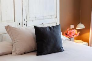 Postel nebo postele na pokoji v ubytování Hotel Maximilian + 37 fotografií