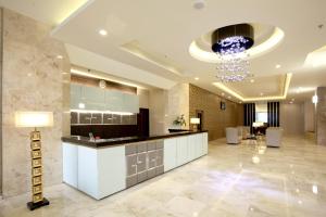 Lobbyen eller receptionen på Gino Feruci Braga by KAGUM Hotels