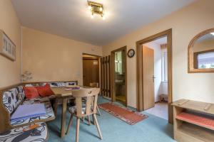 Istumisnurk majutusasutuses Ski- und Wander Appartements Schiffer